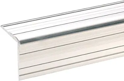 Adam Hall Hardware 6110 Aluminium-Kantenschutz 33x33mm mit Nietenkopfrille Rabatt