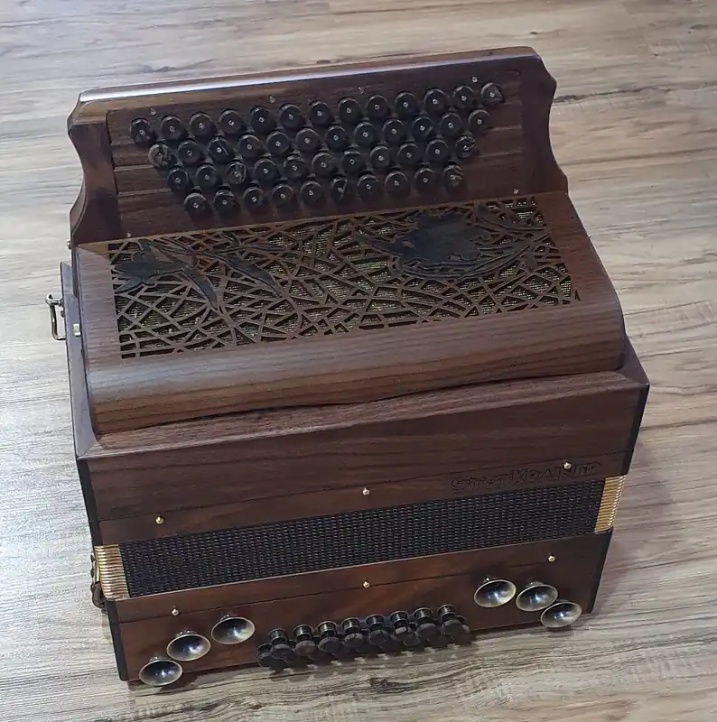 Letzte Chance Starkrainer Master Steirische Harmonika Nuss